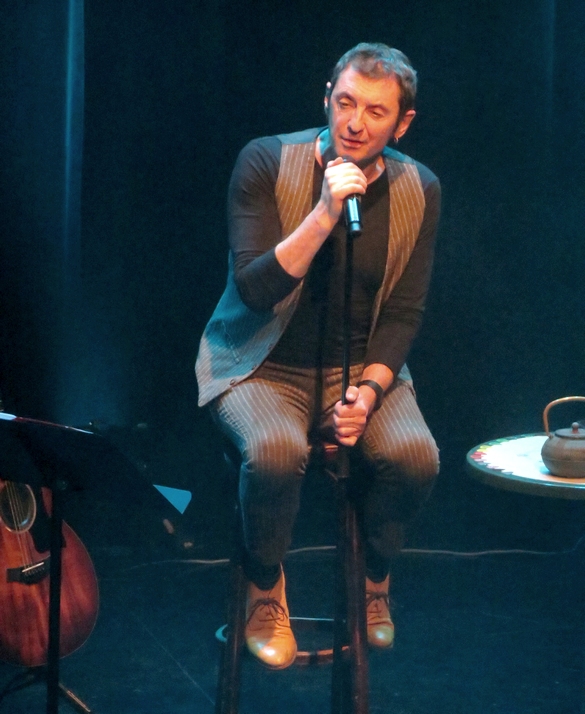 Le concert "Parenthèse 2" d'Yves Jamait et de ses deux musiciens, a électrisé le théâtre Gaston Bernard de Châtillon sur Seine !