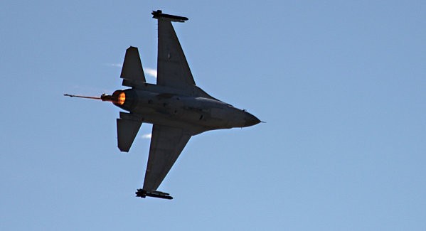F16 -9-