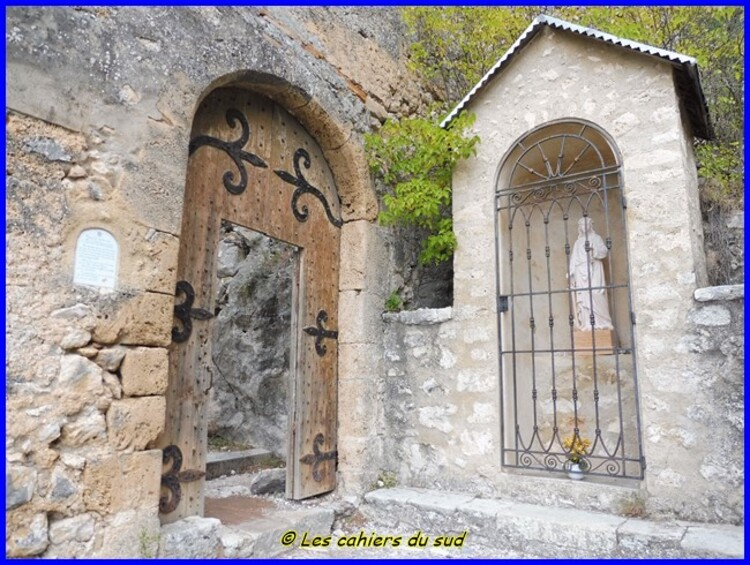 Moustiers Sainte Marie, le ravin de Notre-Dame