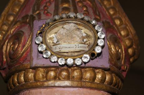 Relique crâne Saint-Germain d'Ecosse Eglise Saint-Germain de Saint-Germain-sur-Bresle ERNOUF Guillaume.JPG