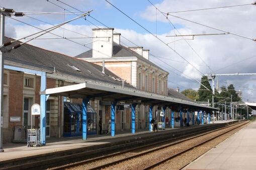 File:Gare-Quimper-Intérieur-02.jpg - Wikimedia Commons