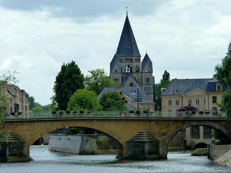 Metz / La promenade des remparts...