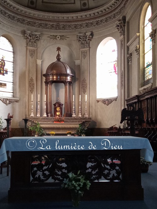 Menin (Belgique), l'église Saint Vaast