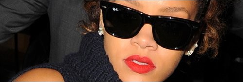 Rihanna quitte un restaurant à Londres