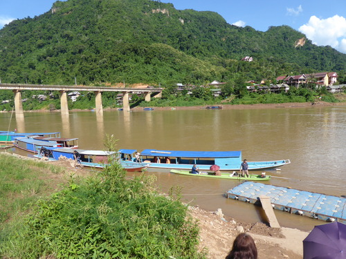 J9,en direction de Muang Ngoi, Laos