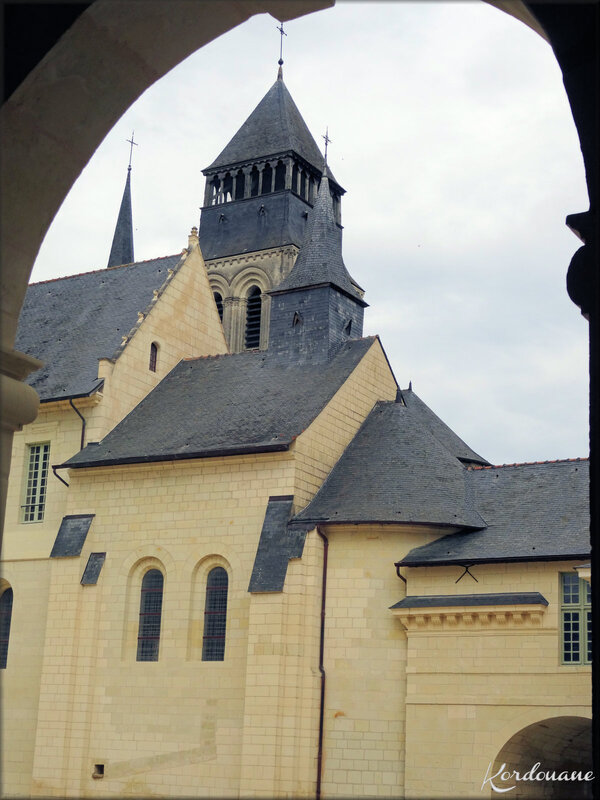 Photo du clocher de l'Abbaye Notre Dame de Fontevraud