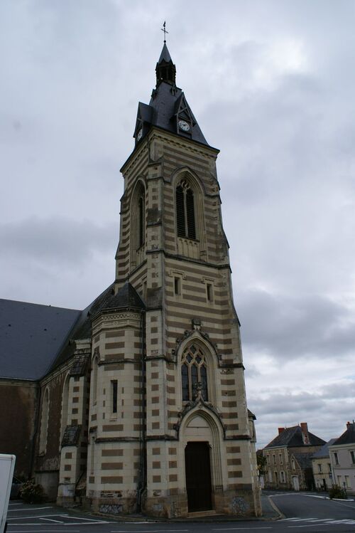 Saint Aubin de Luigné église
