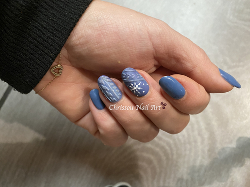 Nail Art effet pull-over floconné