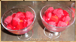 Coupe Fruitée au Coulis de Framboises