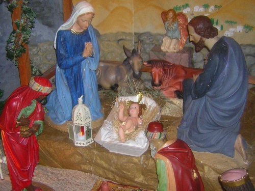 LA CRECHE DE L'ANCIENNE EGLISE DE PASSY