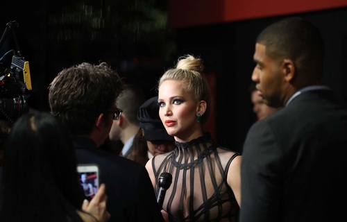 Jennifer Lawrence confie qu'elle est toujours amoureuse de Darren Aronofsky