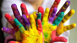 10 idées pour faire de la peinture avec les enfants