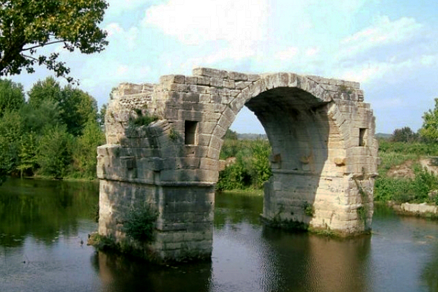 Via Domitia : Le Pont d'Ambroix