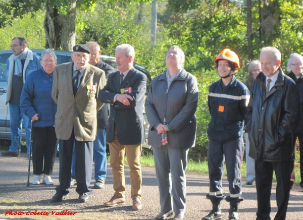 La cérémonie  2021, en mémoire des résistants tués à la ferme Sainte-Marie a été suivie pae René Drappier