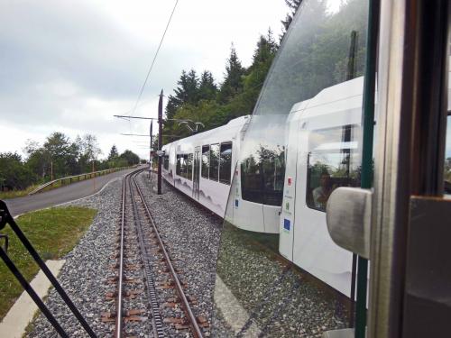 "PANORAMIQUE des DÖMES", le train à crémaillère...