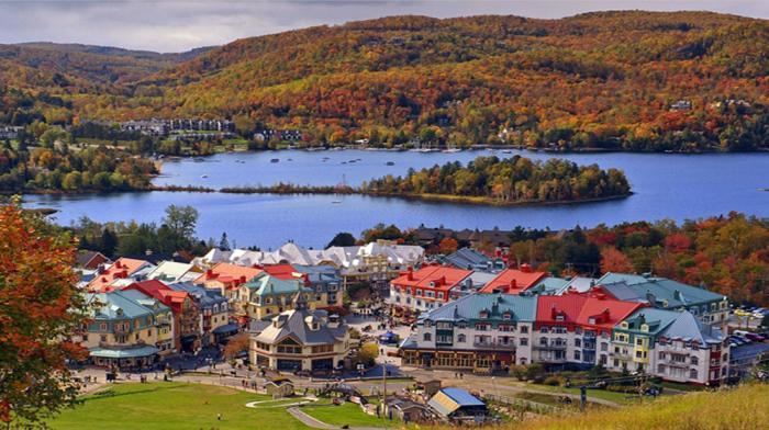 Les Touristes Débarquent Dans Les Laurentides -
