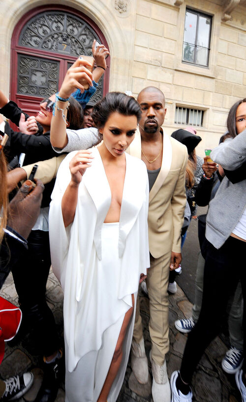 Kim Kardashian et Kanye West : leur mariage leur a coûté cher, mais les retombées médiatiques pourraient leur rapporter encore plus d'argent