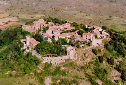 Un petit village français ... 