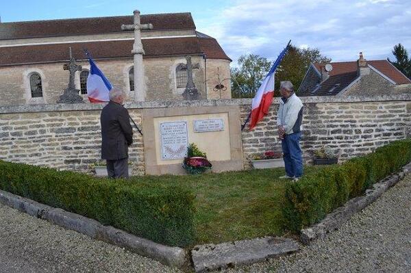 Une exposition de matériel militaire à Bissey la Côte