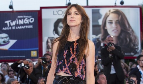 Charlotte Gainsbourg : "Mes parents ne m'ont pas appris à vivre joyeusement"