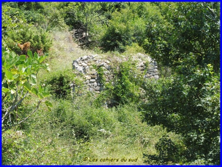 Sisteronnais, le hameau de St Symphorien...sur les traces de Pierre Magnan