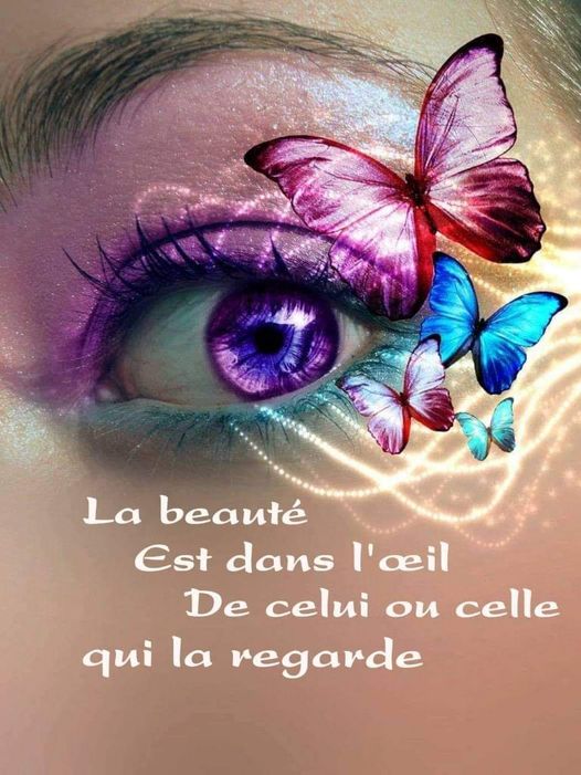 Peut être une image de 1 personne et texte