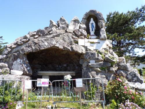 Belz, la grotte de Lourdes de Port Niscop