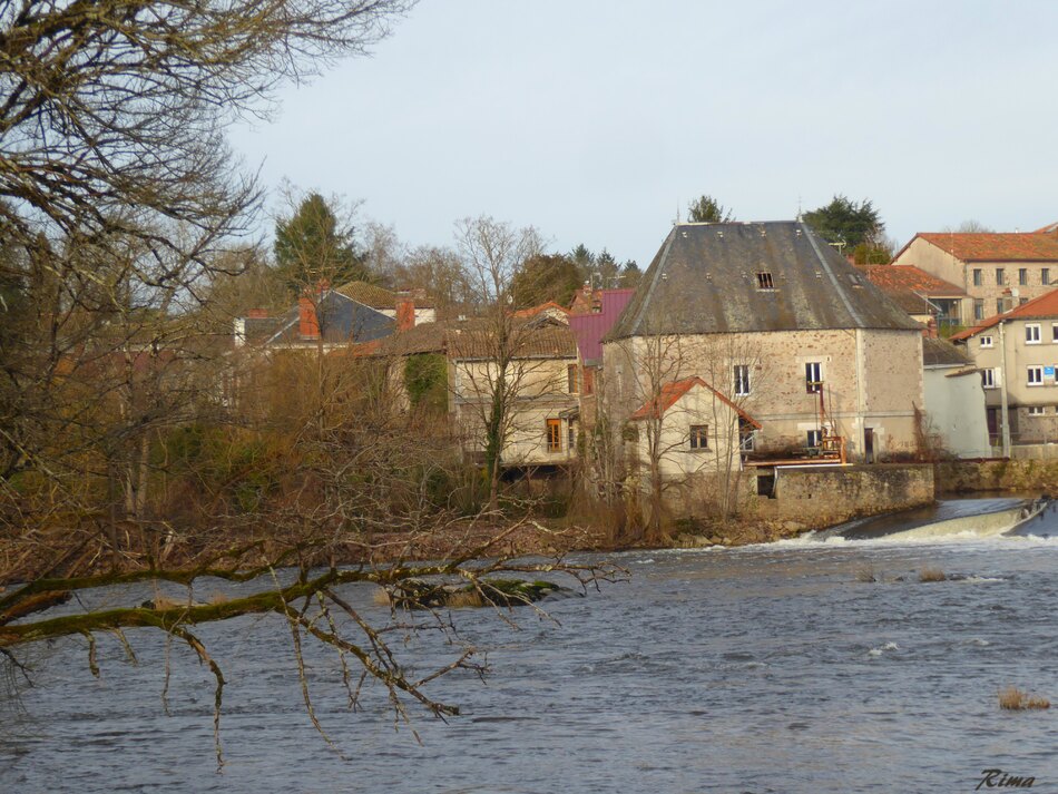 Au fil de l'eau à Chabanais ,Charente,