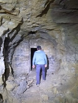 Caves bâtardes de Matarel et Frayssinet