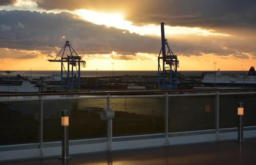 Coucher de soleil depuis le Preziosa à Zeebruges