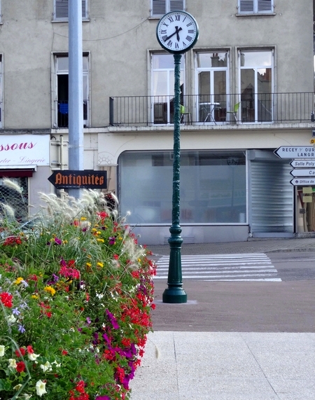 La réfection de la place de la Ville du Puy vue par René Drappier