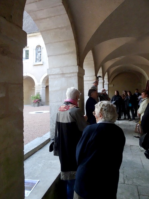 Visite de la crypte de saint Bernard avec les Amis du Châtillonnais