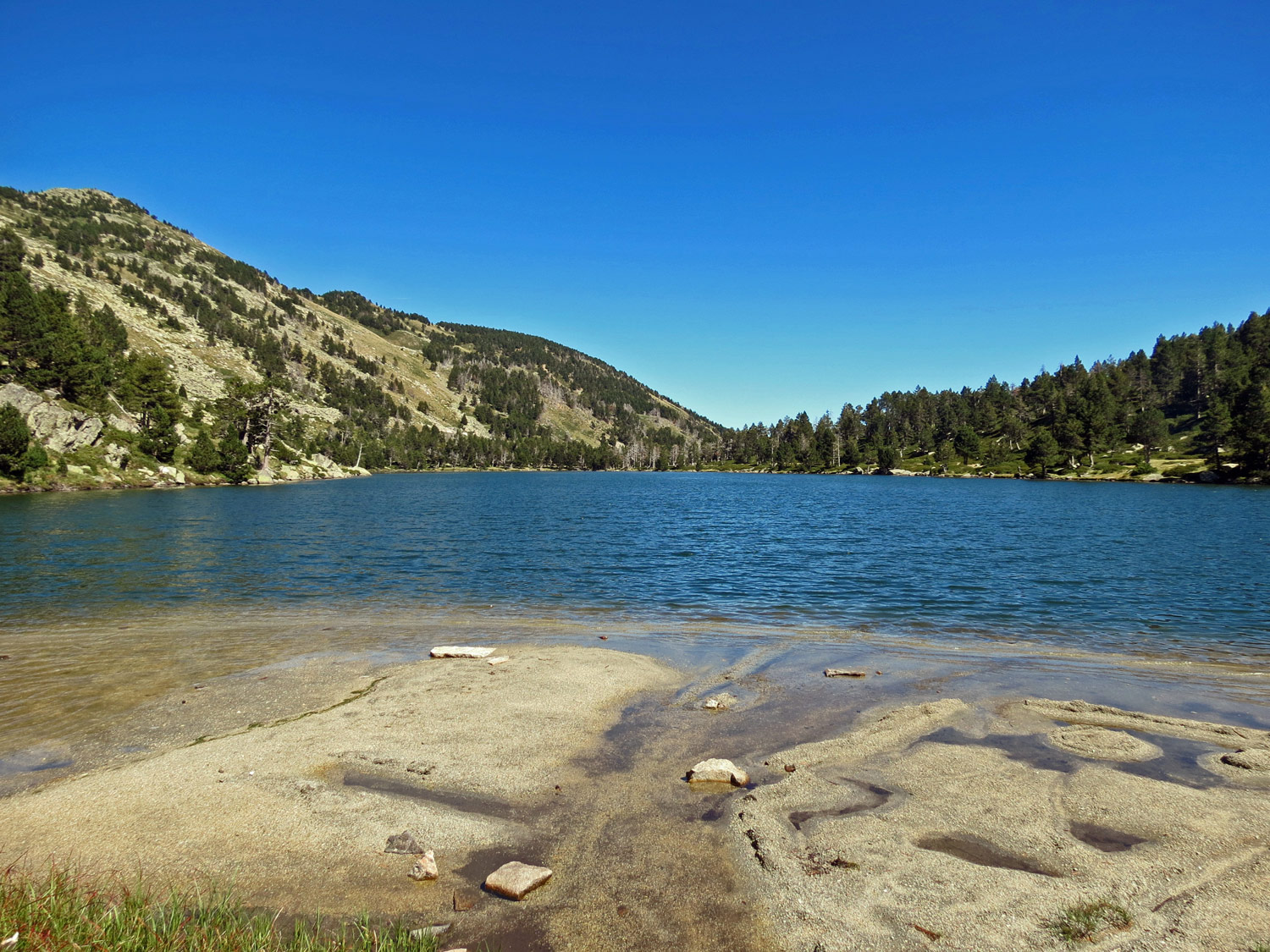 Le Lac de Nohèdes (2.022 m) par le canal de Jujols depuis Nohèdes (990 m) -  Mes belles randonnées expliquées