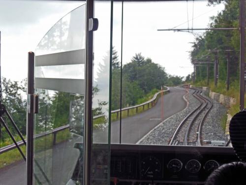 "PANORAMIQUE des DÖMES", le train à crémaillère...