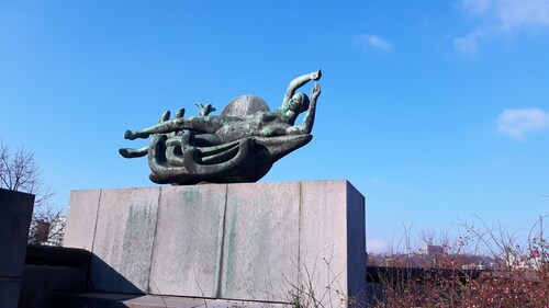 L'Eau, sculpure bronze Liège