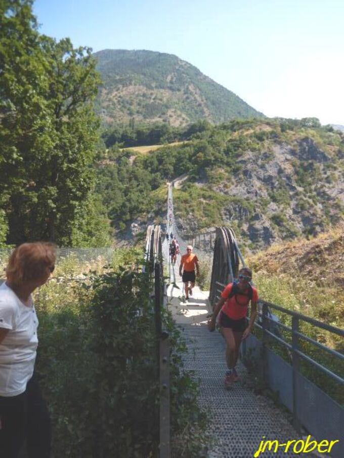 Isère :  Randonnée et descente vers la passerelle du Drac et le lac Monteynard (2/2)