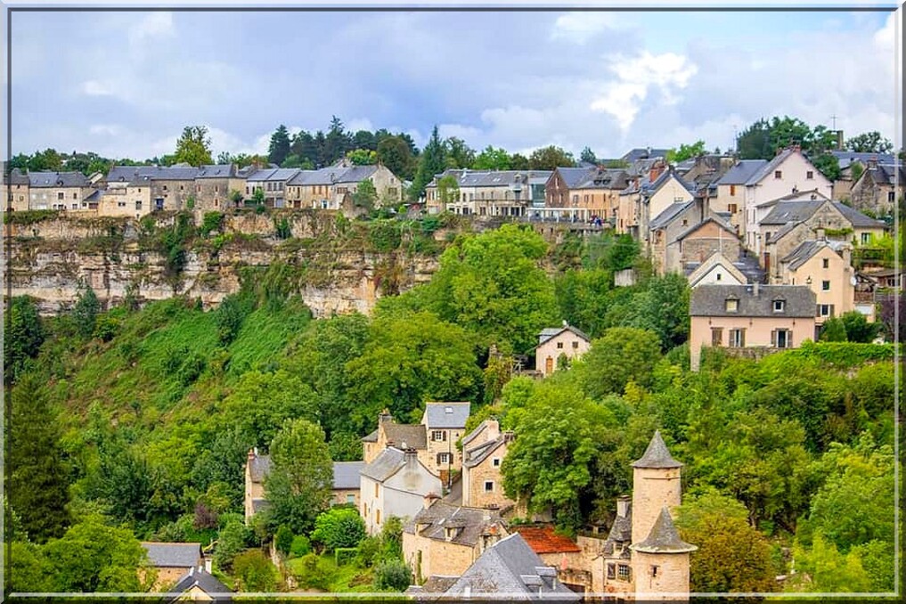 955 - Le village de Bozouls en Aveyron (12)