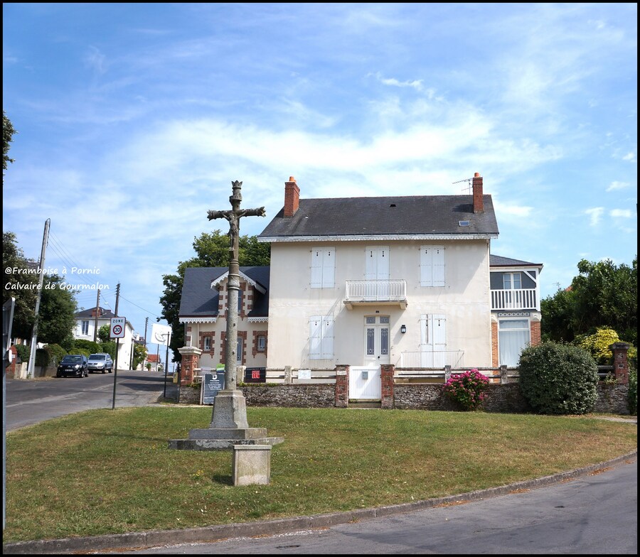  PORNIC le Calvaire de Gourmalon