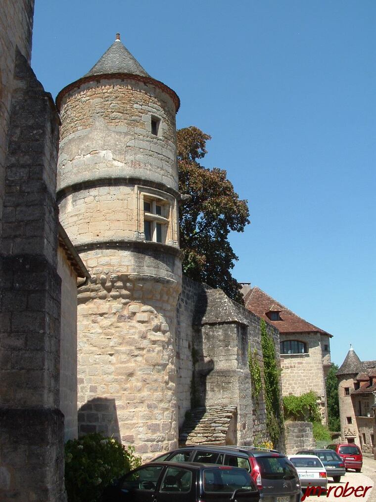 CUREMONTE  (3) , Suite et fin touristique en ce village médiéval du Limousin classé plus beaux villages de France