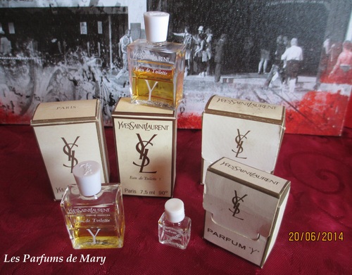 Parfums "Y" de chez YVES SAINT-LAURENT......