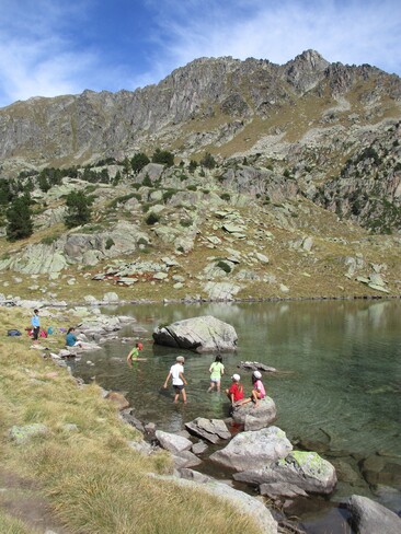 Famille/nonsco : estanh Obago (Circ de Colomèrs) - Val d'Aran/Espagne