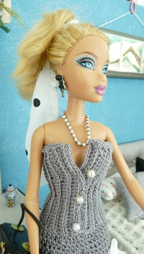 Barbie en modèle "Titane"