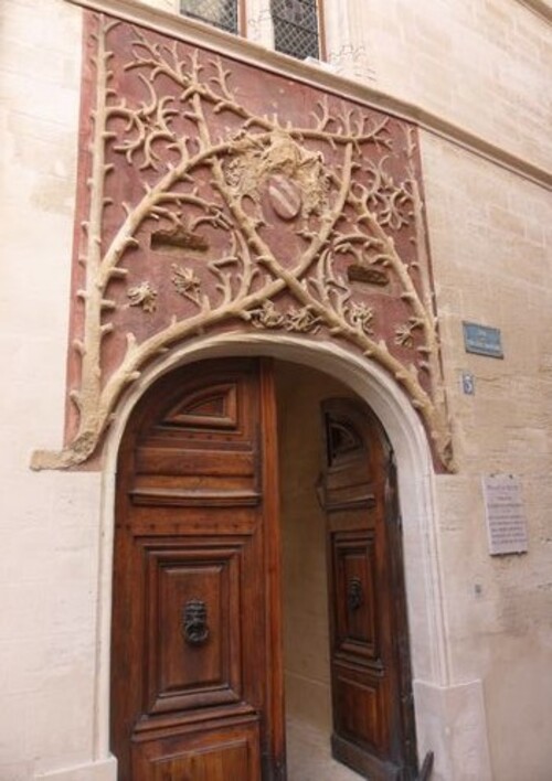 Echappée belle Avignonnaise. Le palais du Roure.