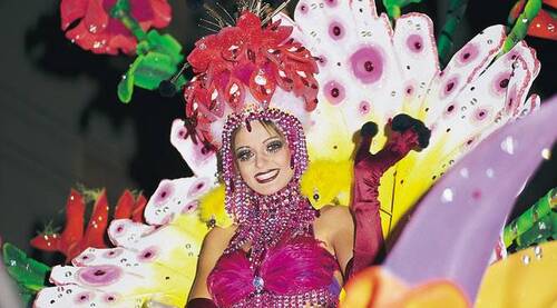 Connaissez-vous le carnaval de Santa Cruz ?