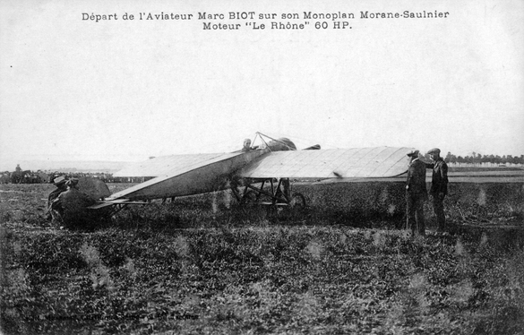 Jean Millot, Président d' "Images en Châtillonnais"  a présenté la fête de l'aviation qui  eut lieu à Châtillon sur Seine en 1913