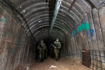 Tunnel payé au détriment des Gazaouis et de tous les peuples du monde !!!