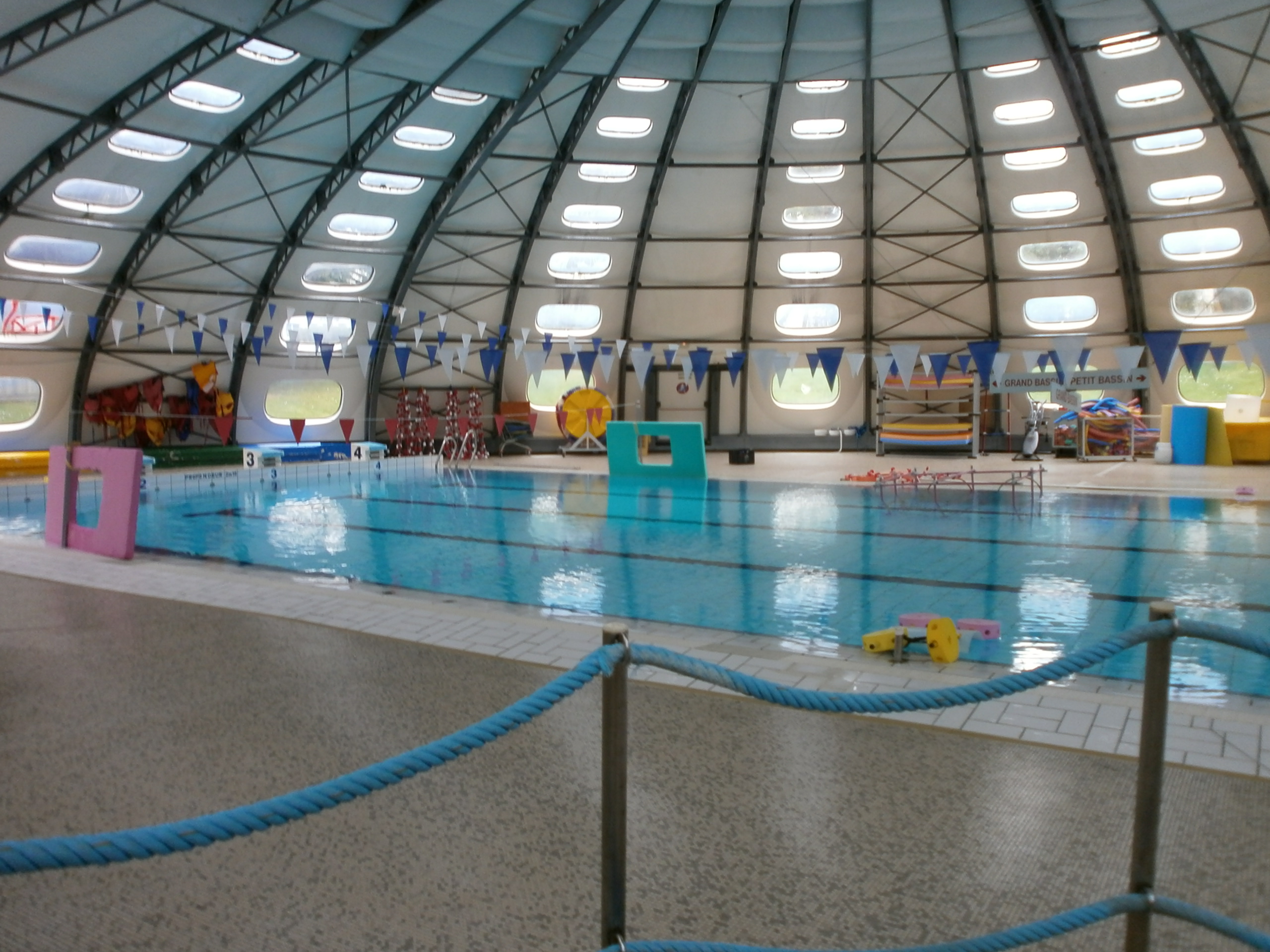 piscine bois du chateau