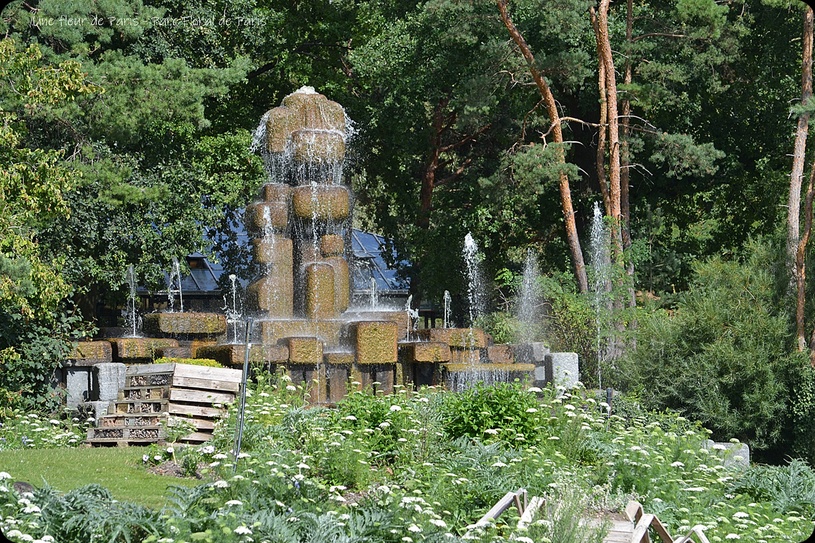 Parc Floral de Paris : La Fontaine de François Stahly