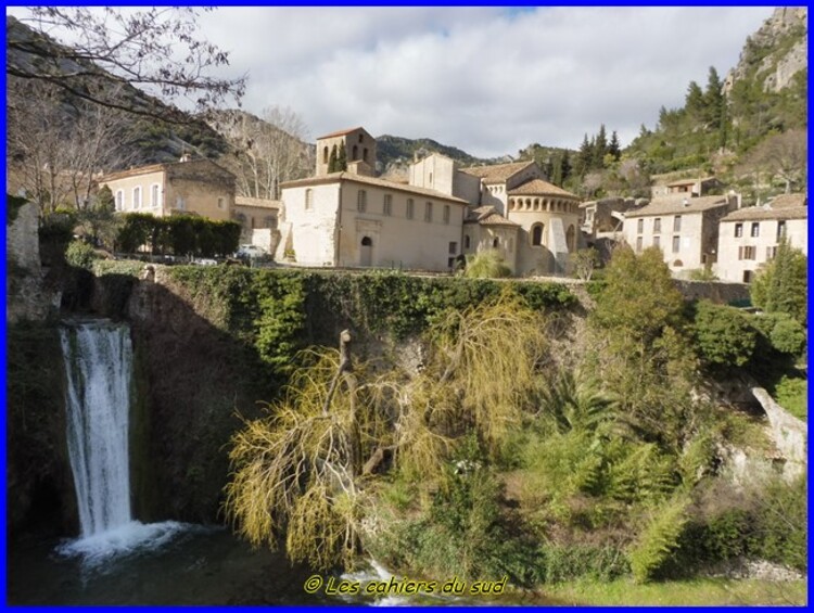 St Guilhem le Désert, le sentier des fenestrettes