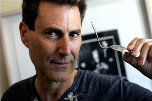 Uri Geller et ses pouvoirs